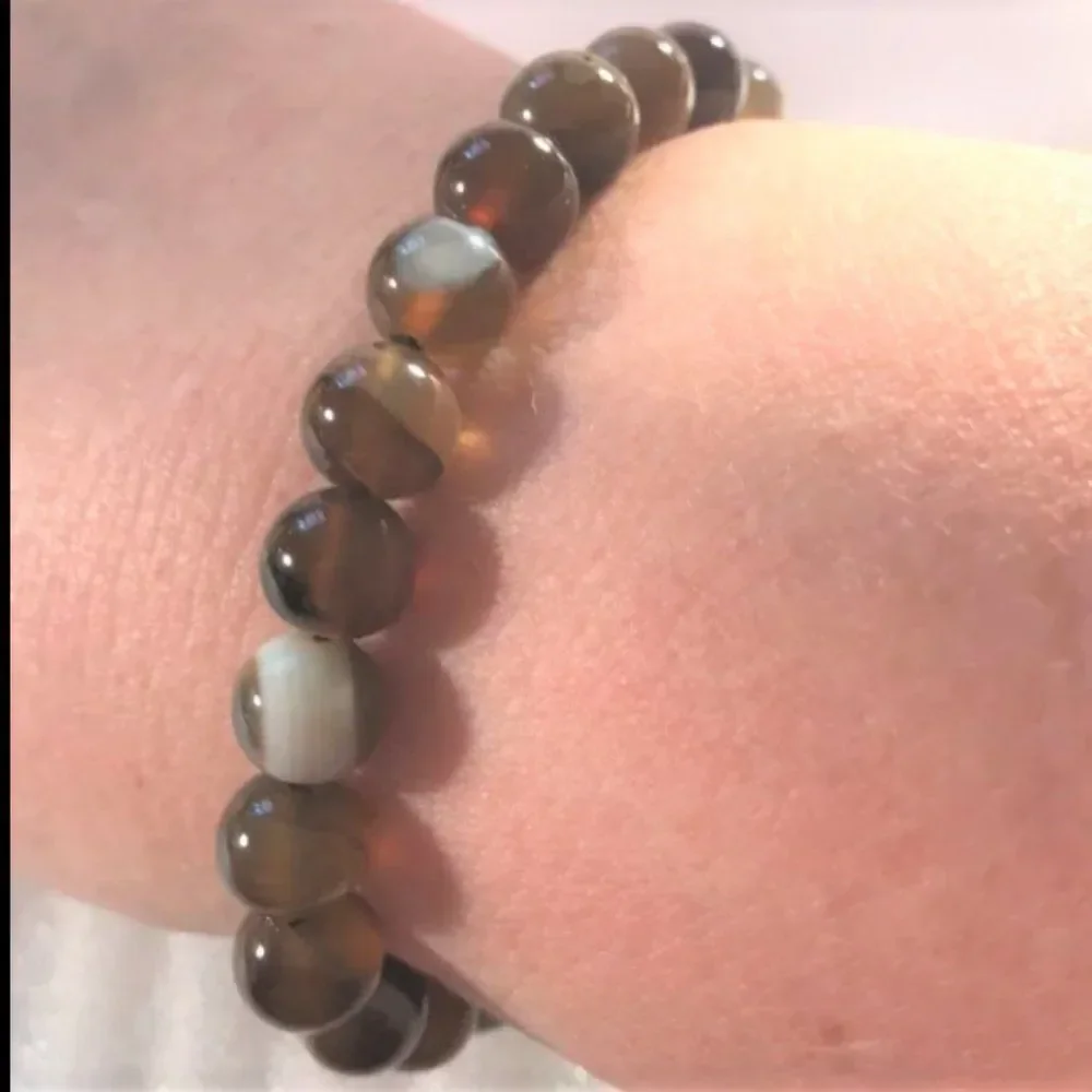 Banded Agate Beaded Bracelet - 8mm - Stretches